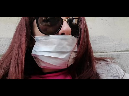❤️ Nicoletta rächt sich an ihrem Nachbarn und pinkelt in seine Garage (Special Covid19 Italian Quarantine) ☑ Porno bei uns