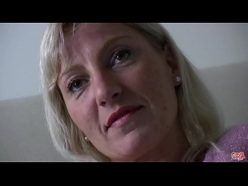 ❤️ Die Mutter, die wir alle gefickt haben ... Lady, benehmen Sie sich! ☑ Porno bei uns